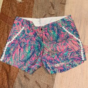 Lilly Pulitzer The Callahan Short, size 2